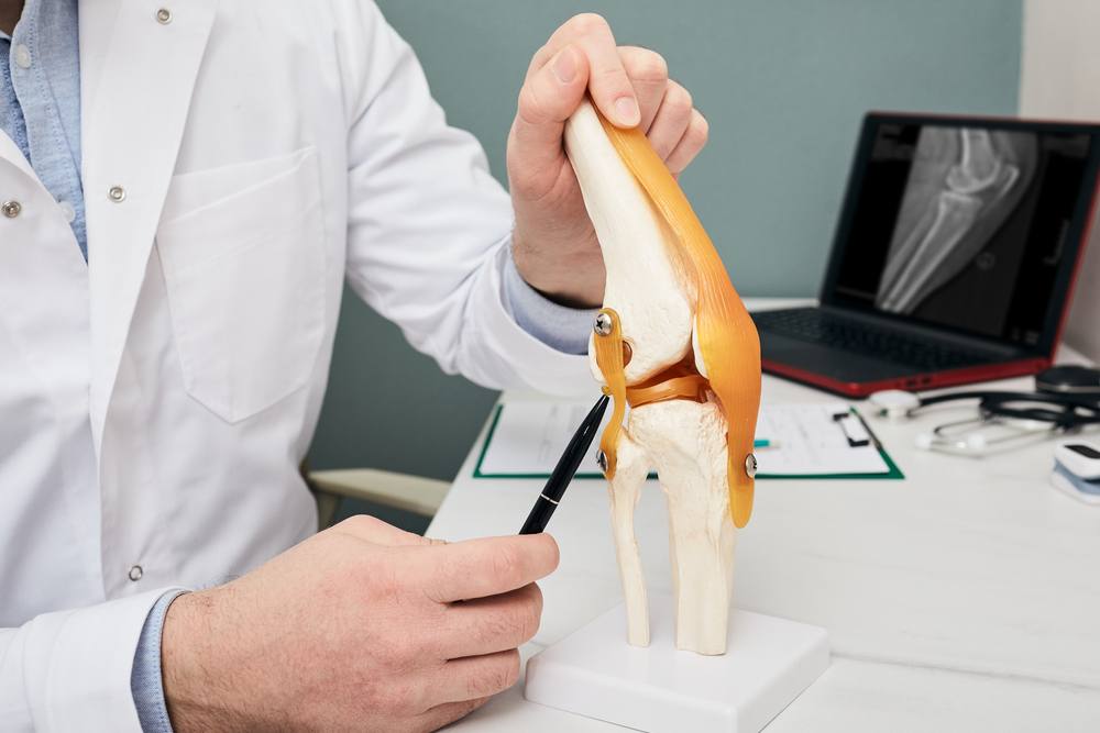 When to See a Doctor for an ACL Tear